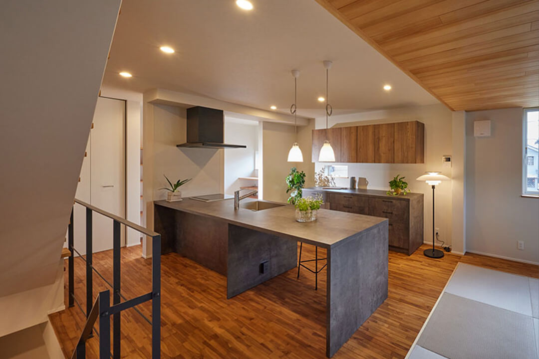 コンパクトな家に、先進的な性能を凝縮